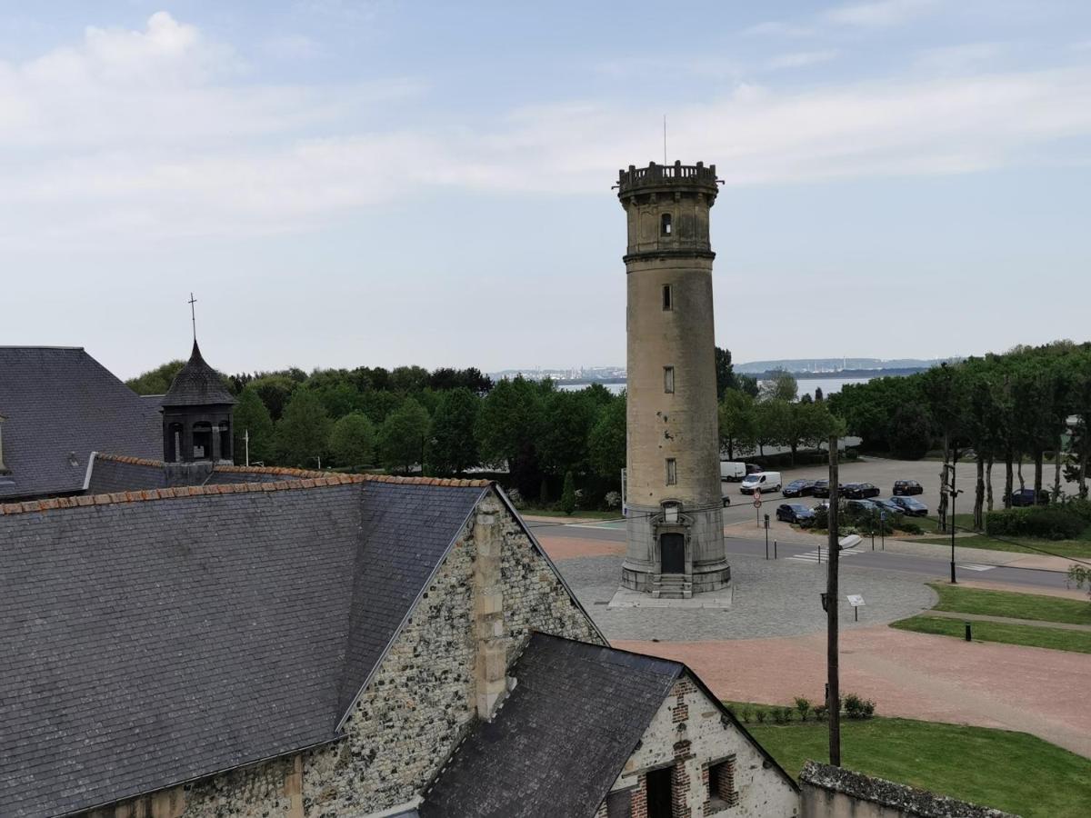 Phare Des Impressionnistes Apartamento Honfleur Exterior foto