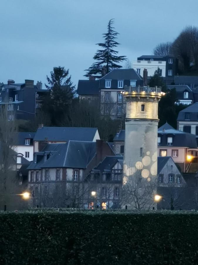 Phare Des Impressionnistes Apartamento Honfleur Exterior foto