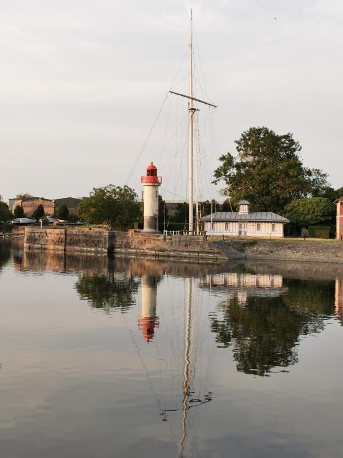 Phare Des Impressionnistes Apartamento Honfleur Exterior foto